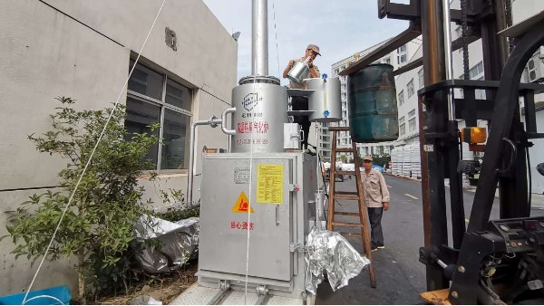 高溫熱解氣化爐 垃圾焚燒爐 無煙環(huán)保垃圾焚燒爐