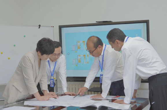 技術(shù)團(tuán)隊(duì)